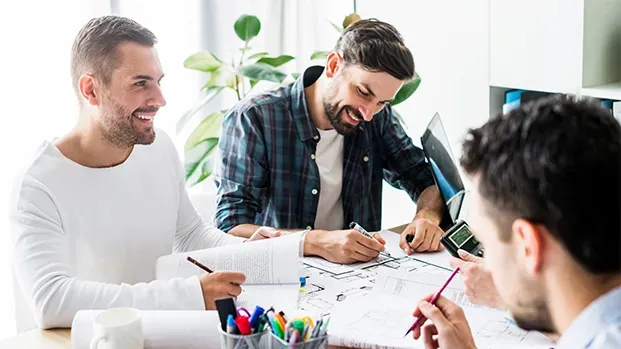 influencer marketing agency and client making contract